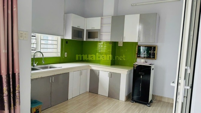 Nhà góc 2 mặt tiền, KDC Bình Hưng đường 12m, đường QL50, gần bến xe Q8