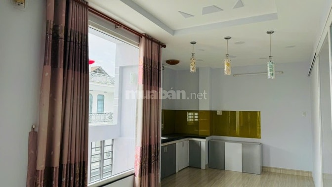 Nhà góc 2 mặt tiền, KDC Bình Hưng đường 12m, đường QL50, gần bến xe Q8