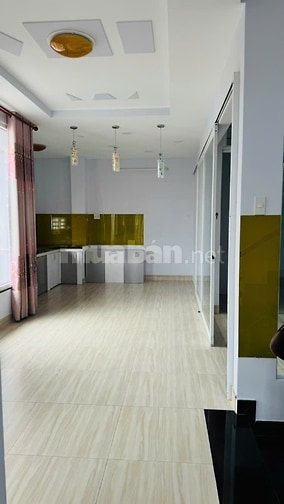 Nhà góc 2 mặt tiền, KDC Bình Hưng đường 12m, đường QL50, gần bến xe Q8
