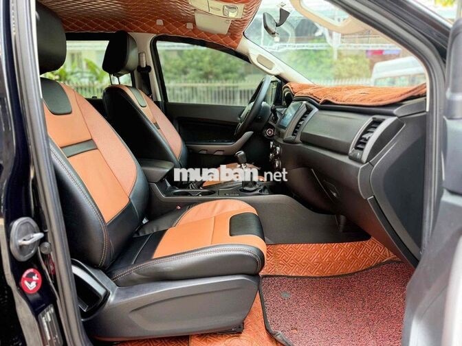 Ford Ranger XLS MT 2022 hỗ trợ 70%
