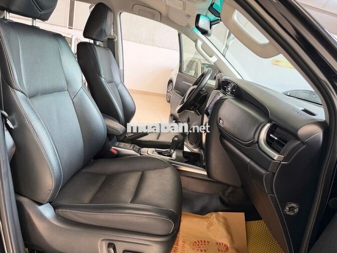 Toyota Fortuner 2022 Xăng 2.7 4x2 AT Đen