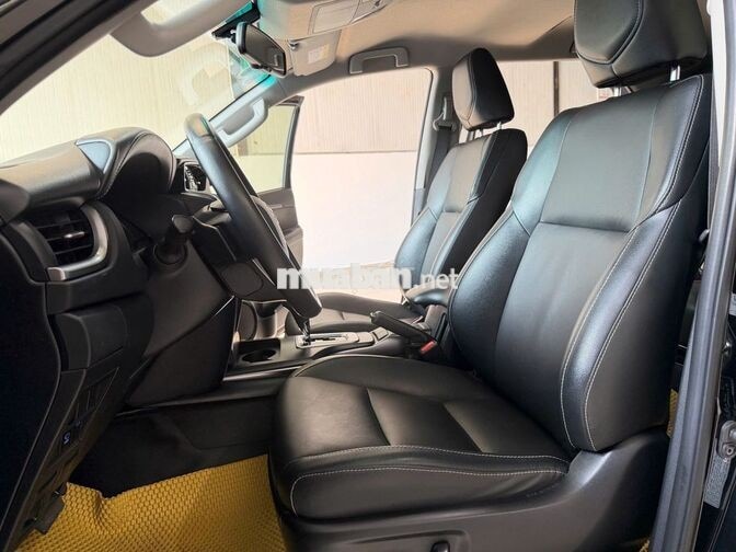 Toyota Fortuner 2022 Xăng 2.7 4x2 AT Đen
