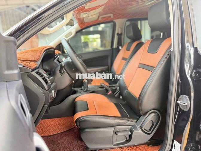 Ford Ranger XLS MT 2022 hỗ trợ 70%