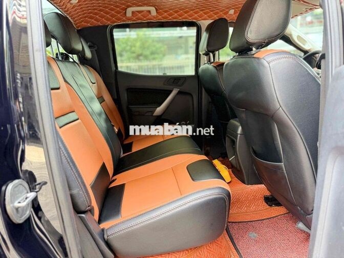 Ford Ranger XLS MT 2022 hỗ trợ 70%