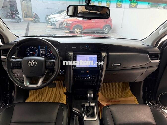 Toyota Fortuner 2022 Xăng 2.7 4x2 AT Đen