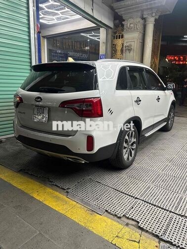 Kia Sorento 7 chỗ Trắng Tự động Hàn Quốc