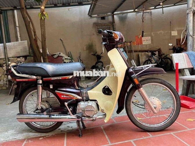 Honda Dream Nâu, Kem