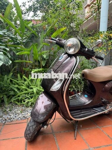 Piaggio Vespa LX125 Nâu