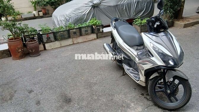 Honda Air Blade 125cc 2014 Trắng bạc 115.000 km