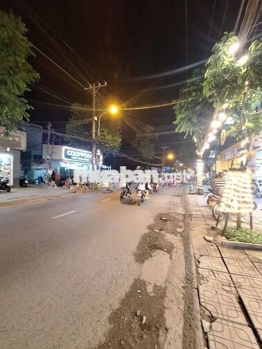 Cho thuê mặt bằng mặt tiền Phạm Văn Chiêu, P.14,GòVấp_DT:4m x5m có Gác