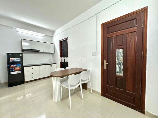 2PN + 1PK  Ban công Full nội thất ngay Đại học Văn Lang