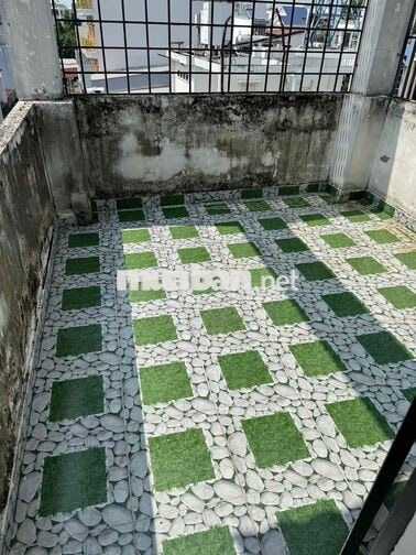 CHO THUÊ NGUYÊN LẦU 2 - 2PN - 4 BAN CÔNG - 1WC