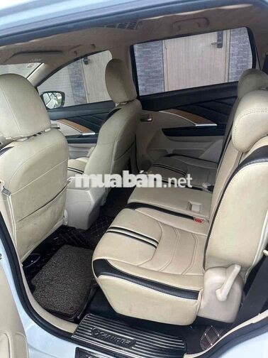 Mitsubishi Xpander AT Pre 2019 Trắng 7 chỗ Tự động
