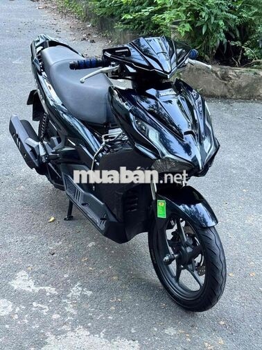Honda Air Blade 125 cuoi 2022 Đen bóng 9 chủ