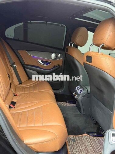 Mercedes-Benz C300 AMG 2020 Đen 45000 km