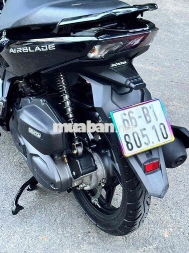 Honda Air Blade 125 cuoi 2022 Đen bóng 9 chủ