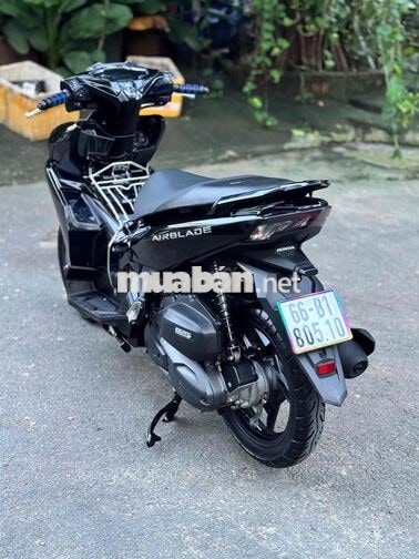 Honda Air Blade 125 cuoi 2022 Đen bóng 9 chủ
