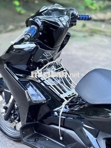 Honda Air Blade 125 cuoi 2022 Đen bóng 9 chủ