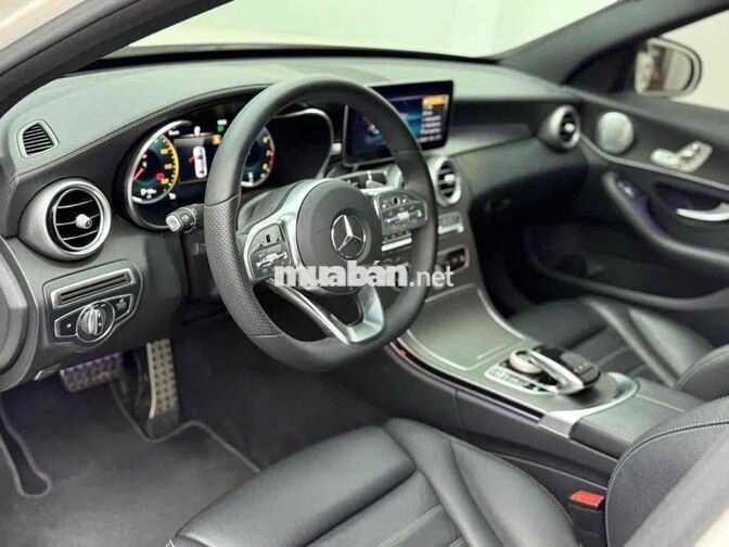 Mercedes-Benz C300 AMG 2020 Trắng 34000 km