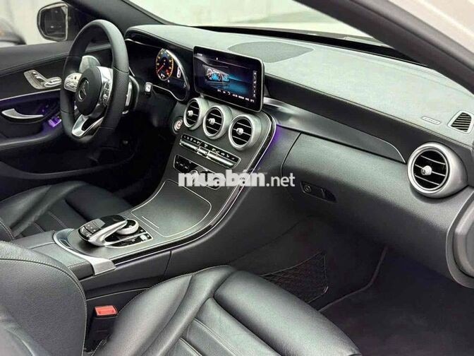 Mercedes-Benz C300 AMG 2020 Trắng 34000 km