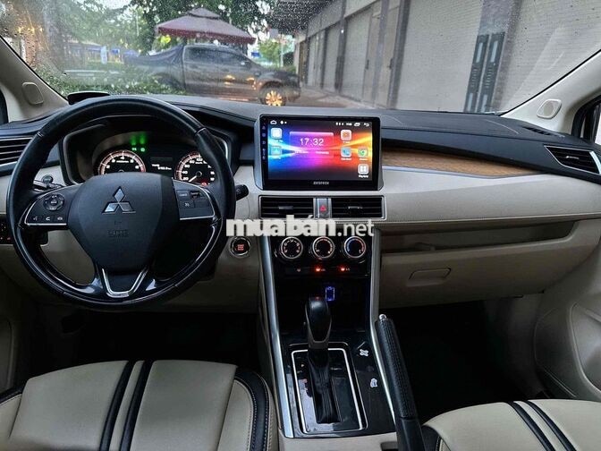 Mitsubishi Xpander AT Pre 2019 Trắng 7 chỗ Tự động