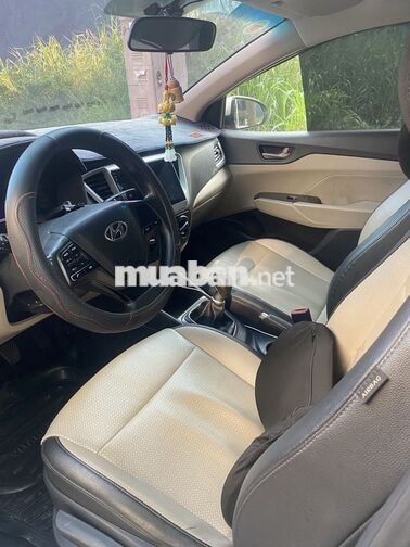 Hyundai Accent MT 2018 5 chỗ 133.000km Bạc