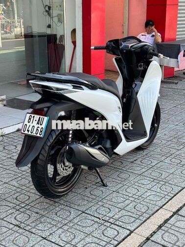 Honda SH 125i 2024 Trắng đen spoty 9 chủ