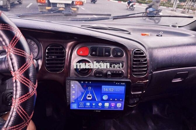 Hyundai Starex van 6 chổ 800kg