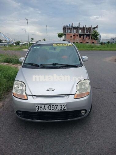 Chevrolet Spark 2011 lên đồ chơi nhiều