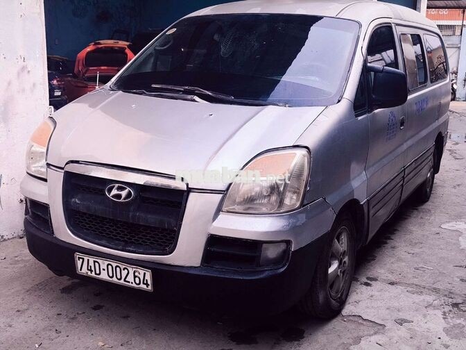 Hyundai Starex van 6 chổ 800kg