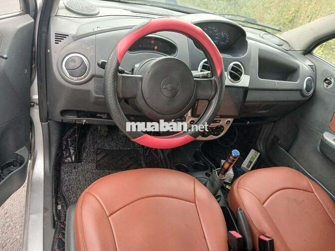 Chevrolet Spark 2011 lên đồ chơi nhiều