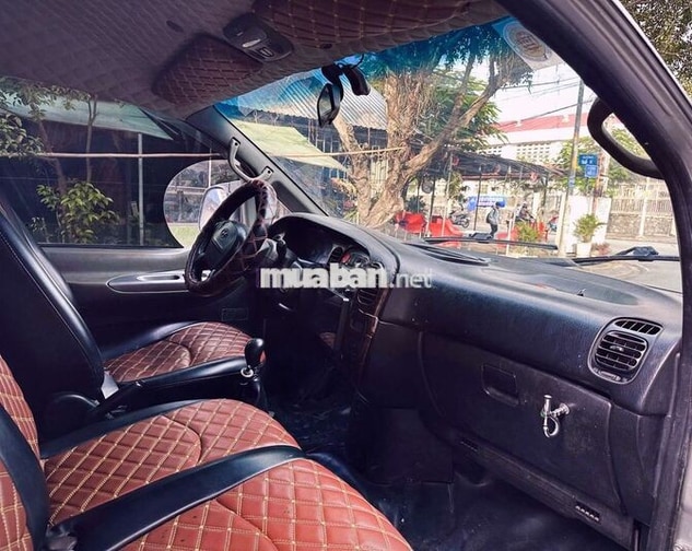 Hyundai Starex van 6 chổ 800kg