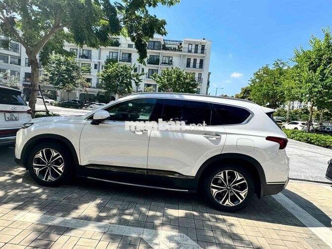 Hyundai SantaFe Cao cấp Dầu Tự động Trắng