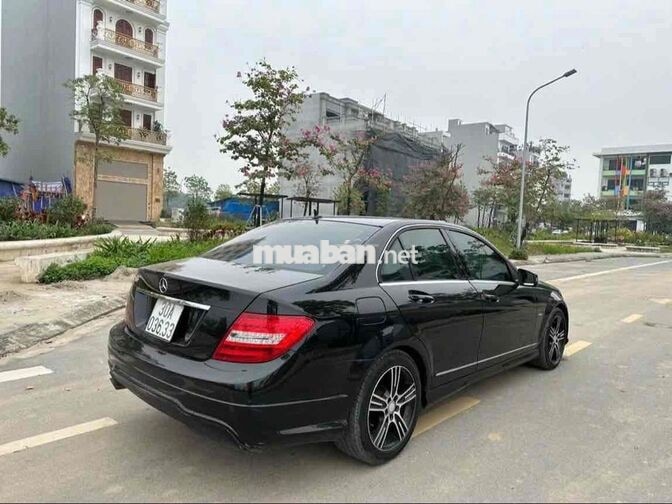 Mercedes-Benz C200 Edition Đen Tự động