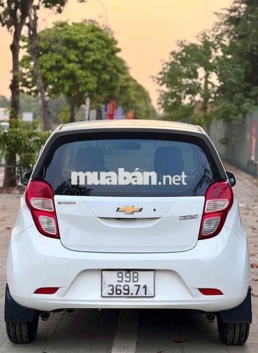 Chevrolet Spark Van 1.2 MT 2018 Trắng