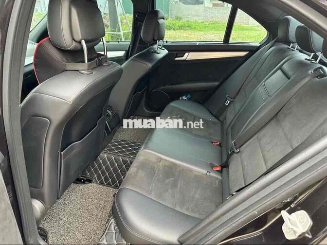 Mercedes-Benz C200 Edition Đen Tự động