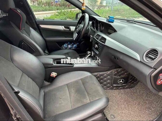 Mercedes-Benz C200 Edition Đen Tự động