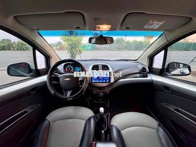 Chevrolet Spark Van 1.2 MT 2018 Trắng