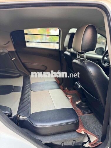 Chevrolet Spark Van 1.2 MT 2018 Trắng