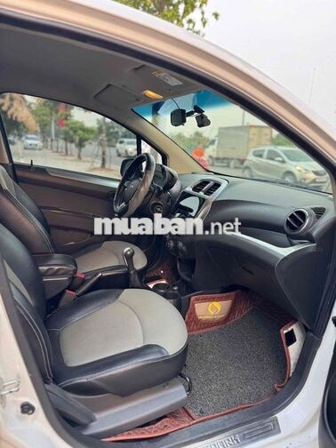 Chevrolet Spark Van 1.2 MT 2018 Trắng