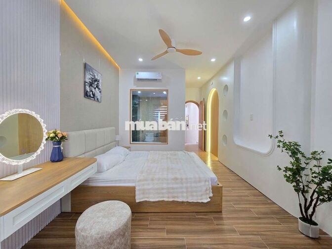 Nhà 4 tầng - Ngay cạnh phố Hàn Quốc - Dòng tiền sẵn 50tr/tháng