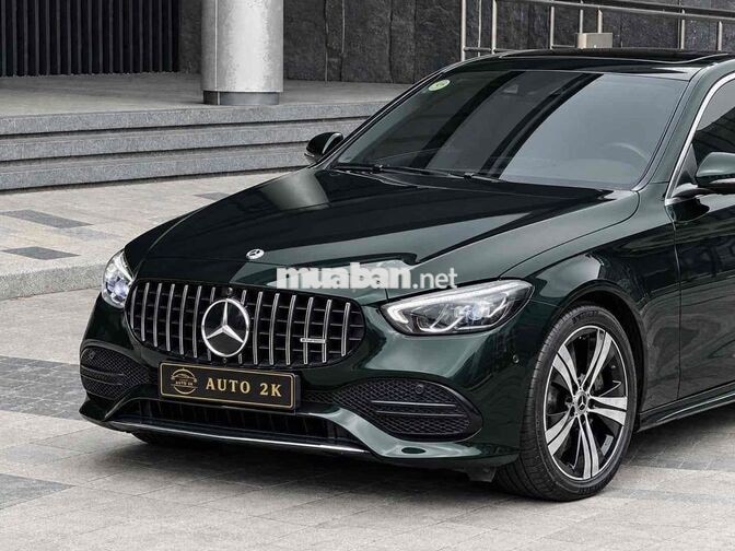 Mercedes C200 Avantgarde Plus 2022 Ngọc Lục Bảo