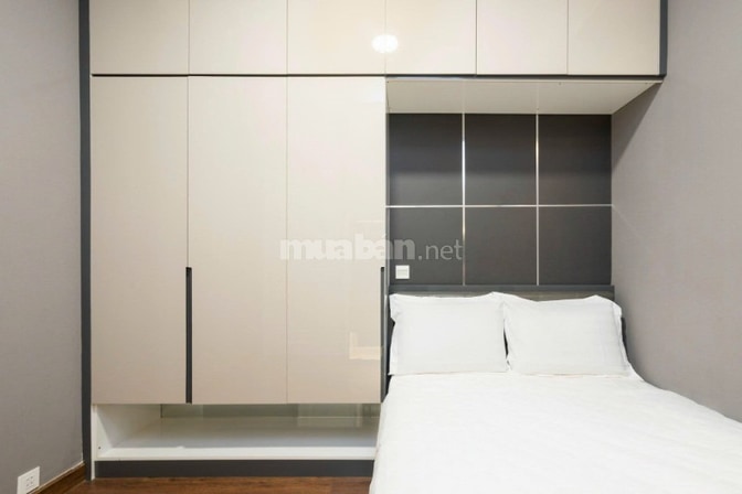 Sky Center, nội thất cao cấp, nhà mới 78m2 2PN, Ban công giá 16tr/th