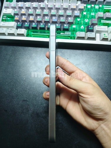 cần ra đi iqoo 15 16/256 likenew