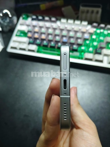 cần ra đi iqoo 15 16/256 likenew