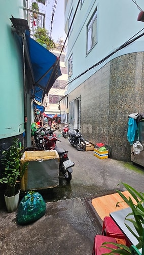 Chính chủ bán nhà riêng hẻm 23 Nhật Tảo, DT 2,22x7,87m - nở hậu 2,82m