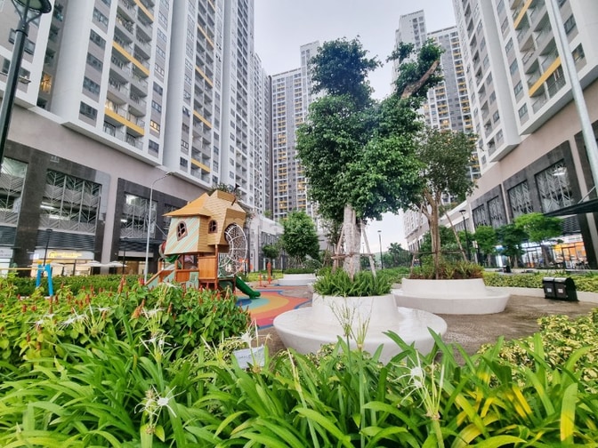 CHO THUÊ CĂN HỘ TẦNG CAO, VIEW SÔNG, FULL NỘI THẤT - Q7 SAIGON RIVERSI