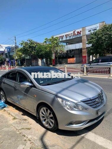 Hyundai Sonata Bạc 5 chỗ số tự động,Nhập khẩu