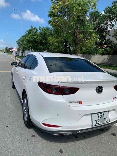 Mazda 3 Luxury 2024 Trắng 27000 km