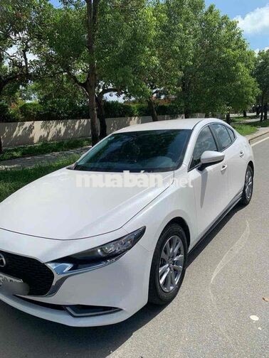 Mazda 3 Luxury 2024 Trắng 27000 km
